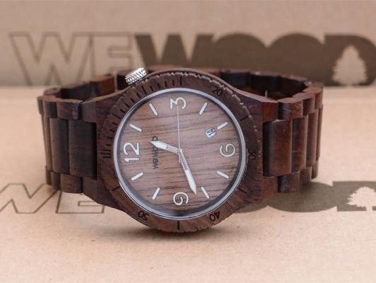 Recenze dřevěných hodinek WeWood Alpha